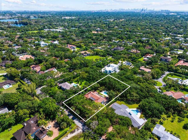 6905 SW 75th Ave, Miami, FL 33143