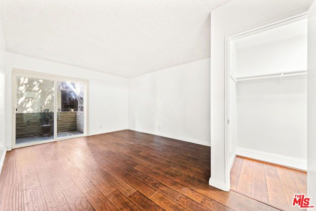 5600 Kensington Way 104, Culver City, CA 90230