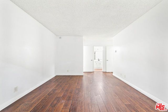 5600 Kensington Way 104, Culver City, CA 90230