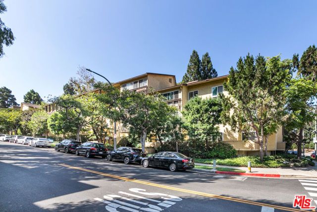 5600 Kensington Way 104, Culver City, CA 90230