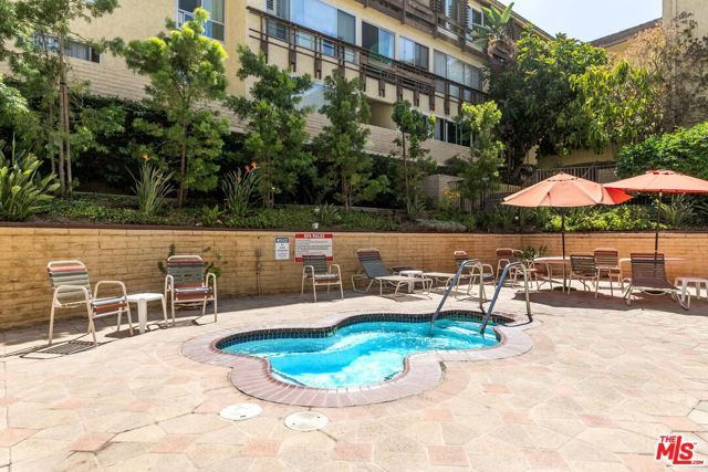 5600 Kensington Way 104, Culver City, CA 90230