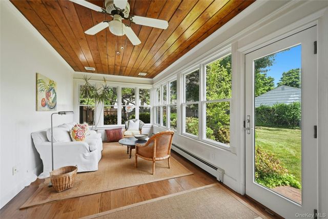 5 Arrowhead Place, Huntington, NY 11743