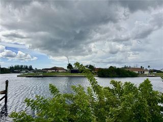 2108 NW 41st PL, Cape Coral, FL 33993