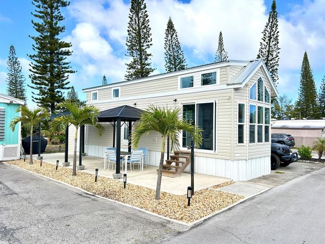 875 NE 48 Th Street Lot 393, Pompano Beach, FL 33064