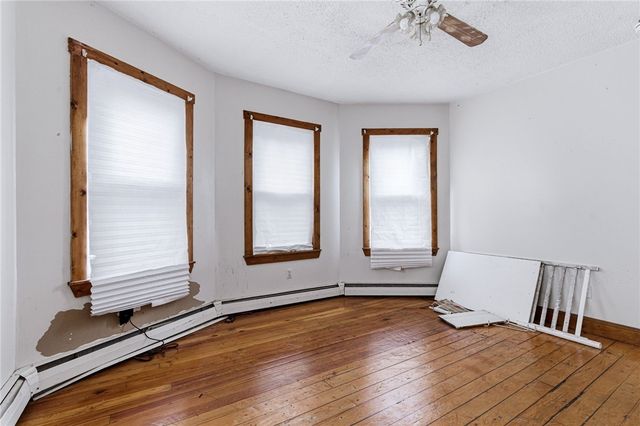 2 King Street, Central Falls, RI 02863