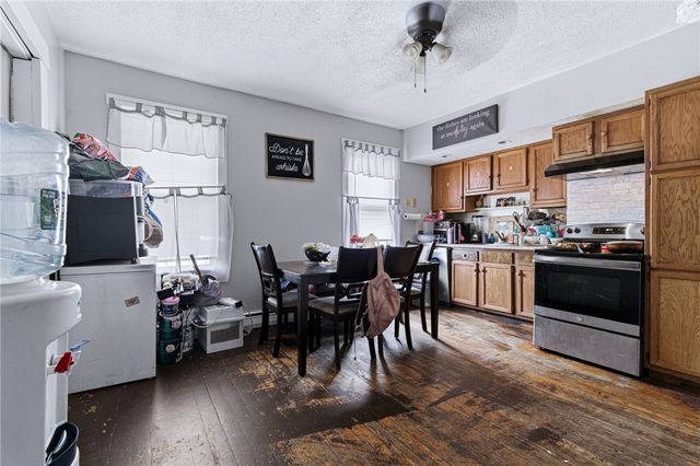2 King Street, Central Falls, RI 02863