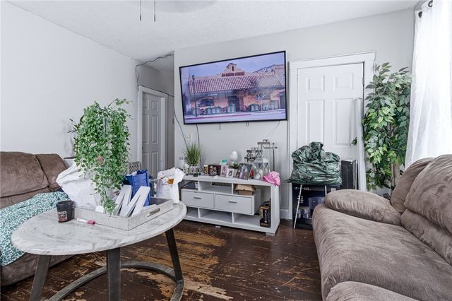 2 King Street, Central Falls, RI 02863