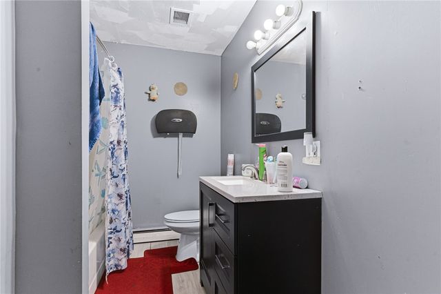 2 King Street, Central Falls, RI 02863