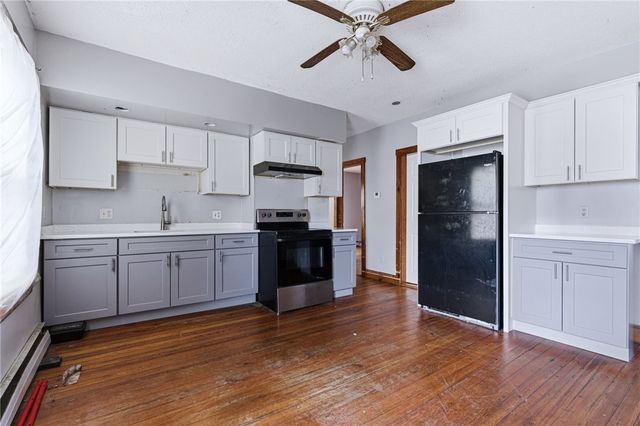 2 King Street, Central Falls, RI 02863