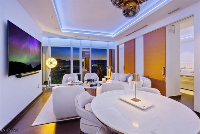 3750 Las Vegas Boulevard 2911, Las Vegas, NV 89158