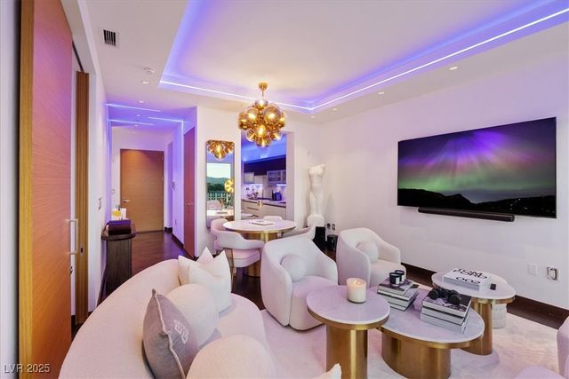 3750 Las Vegas Boulevard 2911, Las Vegas, NV 89158