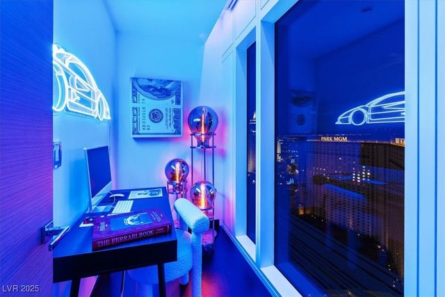 3750 Las Vegas Boulevard 2911, Las Vegas, NV 89158