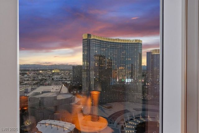 3750 Las Vegas Boulevard 2911, Las Vegas, NV 89158