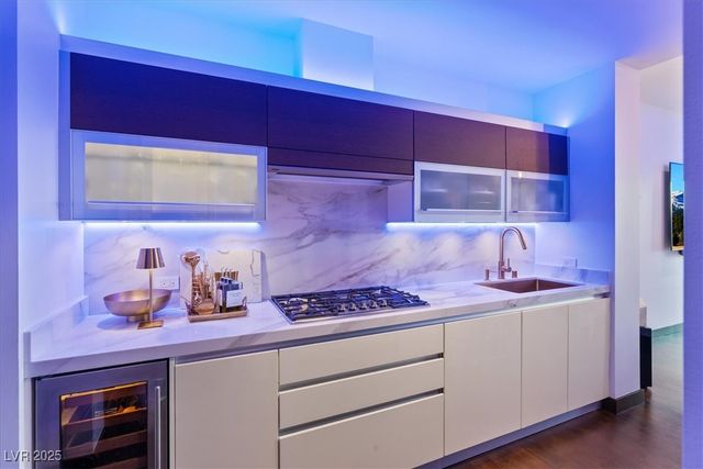 3750 Las Vegas Boulevard 2911, Las Vegas, NV 89158