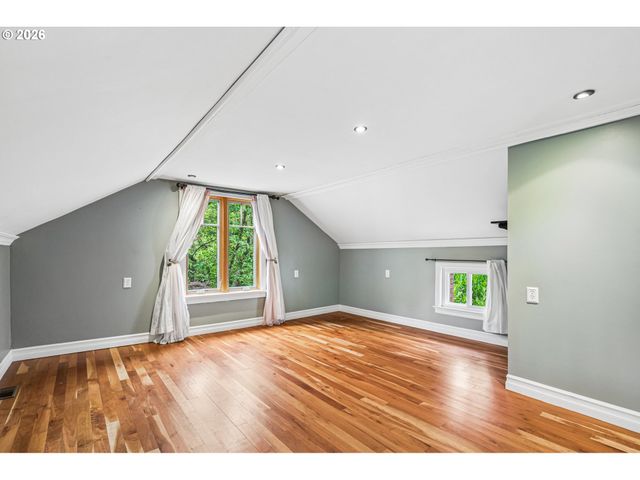 724 Se 27TH Ave, Portland, OR 97214