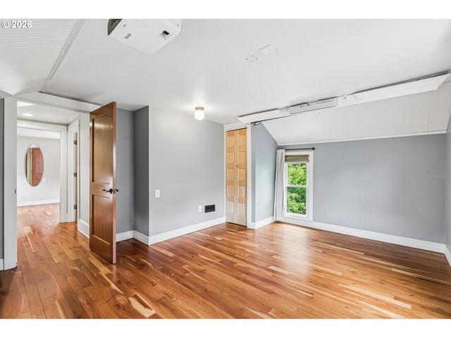 724 Se 27TH Ave, Portland, OR 97214