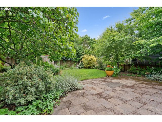 724 Se 27TH Ave, Portland, OR 97214