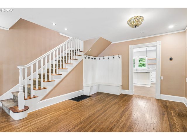 724 Se 27TH Ave, Portland, OR 97214