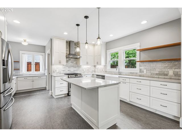 724 Se 27TH Ave, Portland, OR 97214