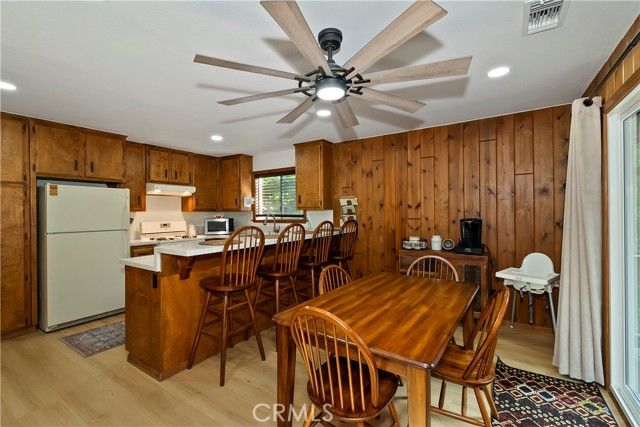 744 Bergschrund, Crestline, CA 92325