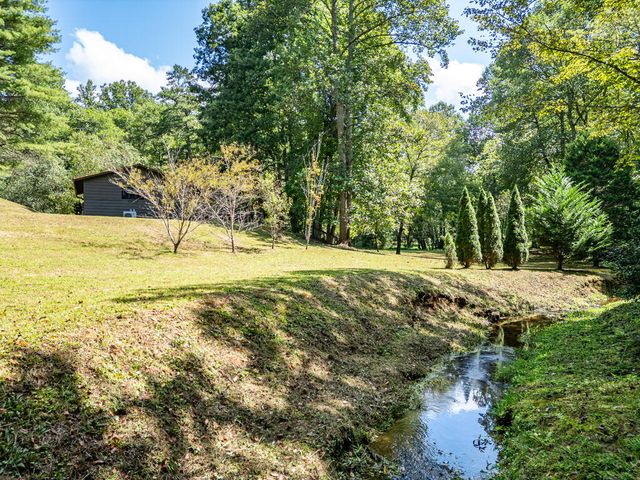 372 Hunter Ridge, Murphy, NC 28906