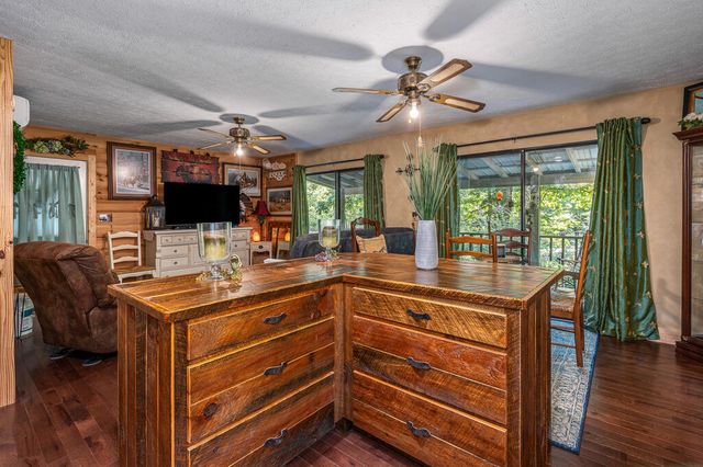 372 Hunter Ridge, Murphy, NC 28906