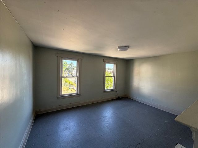 501 8th St, Charleroi Boro, PA 15022
