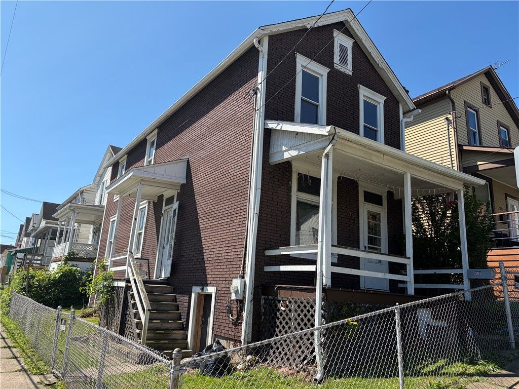 501 8th St, Charleroi Boro, PA 15022