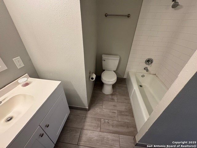 911 Vance Jackson, San Antonio, TX 78201