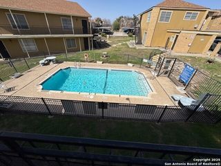 911 Vance Jackson, San Antonio, TX 78201