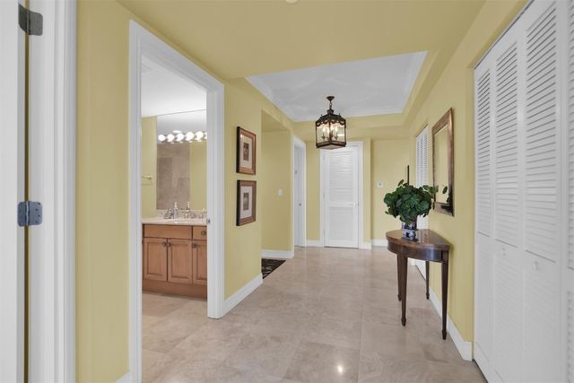 9 NE 20th Avenue 403, Deerfield Beach, FL 33441