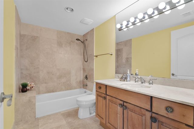 9 NE 20th Avenue 403, Deerfield Beach, FL 33441