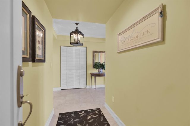 9 NE 20th Avenue 403, Deerfield Beach, FL 33441