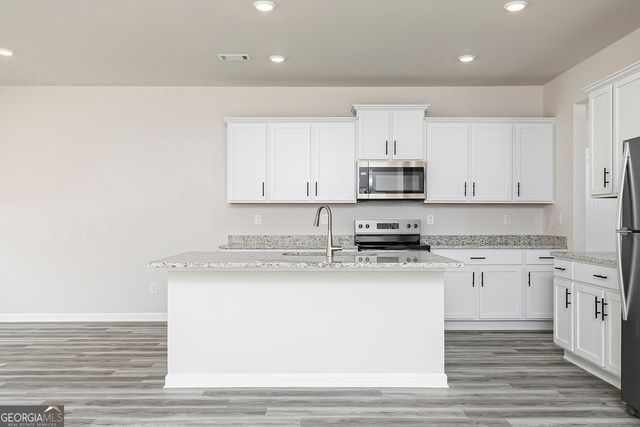 3976 Hidden River Lane, Oakwood, GA 30566