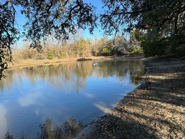 8405 Taylorsville RD, Dale, TX 78616