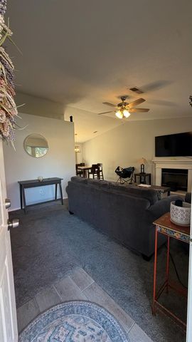 12 E San Clemente Dr, Merced, CA 95341