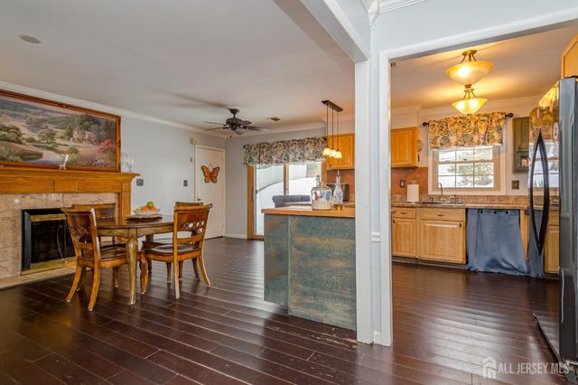 9 Crabtree Road, Old Bridge, NJ 07747