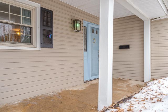 9 Crabtree Road, Old Bridge, NJ 07747