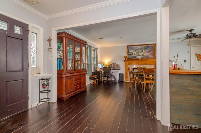 9 Crabtree Road, Old Bridge, NJ 07747