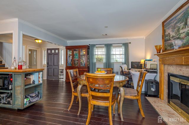 9 Crabtree Road, Old Bridge, NJ 07747