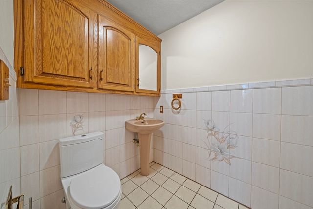 15 Valdora Drive, Stoneham, MA 02180