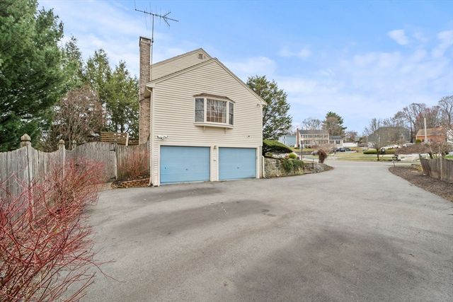 15 Valdora Drive, Stoneham, MA 02180