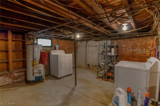 210 E Montgomery Street, Marietta, OH 45750