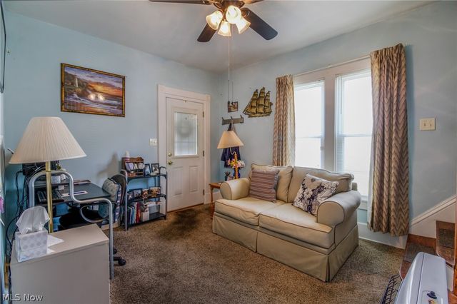 210 E Montgomery Street, Marietta, OH 45750