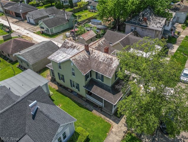 210 E Montgomery Street, Marietta, OH 45750