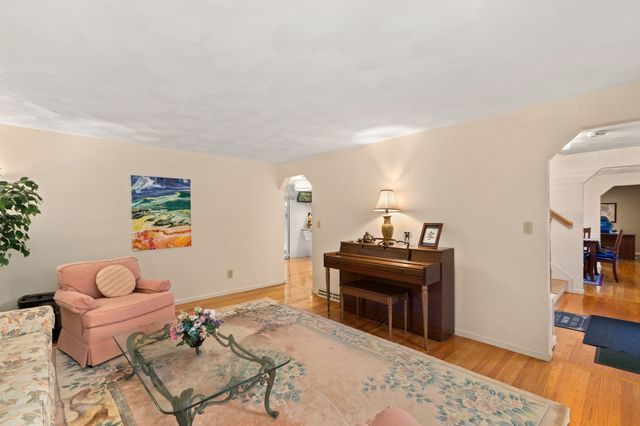 15 Condor Rd, Sharon, MA 02067