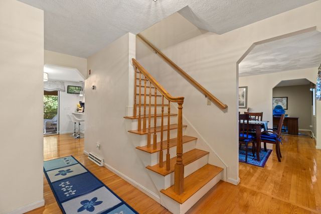 15 Condor Rd, Sharon, MA 02067