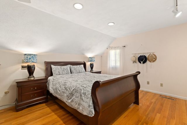 15 Condor Rd, Sharon, MA 02067