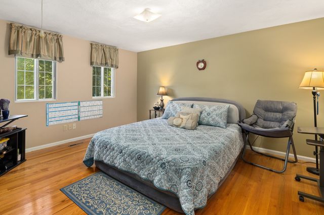 15 Condor Rd, Sharon, MA 02067