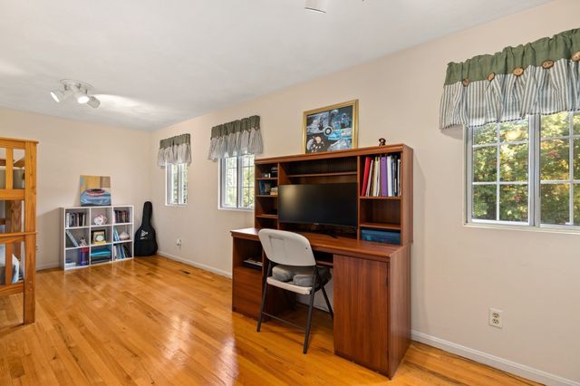 15 Condor Rd, Sharon, MA 02067